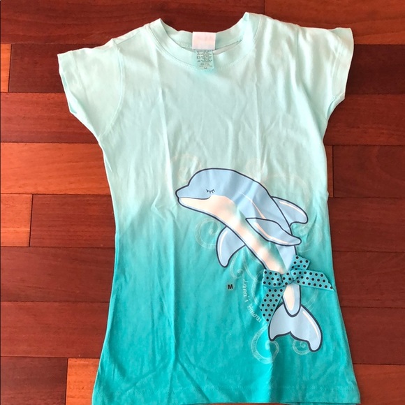 Blue Dolphin top from Lanai, Hawaii - Picture 1 of 5